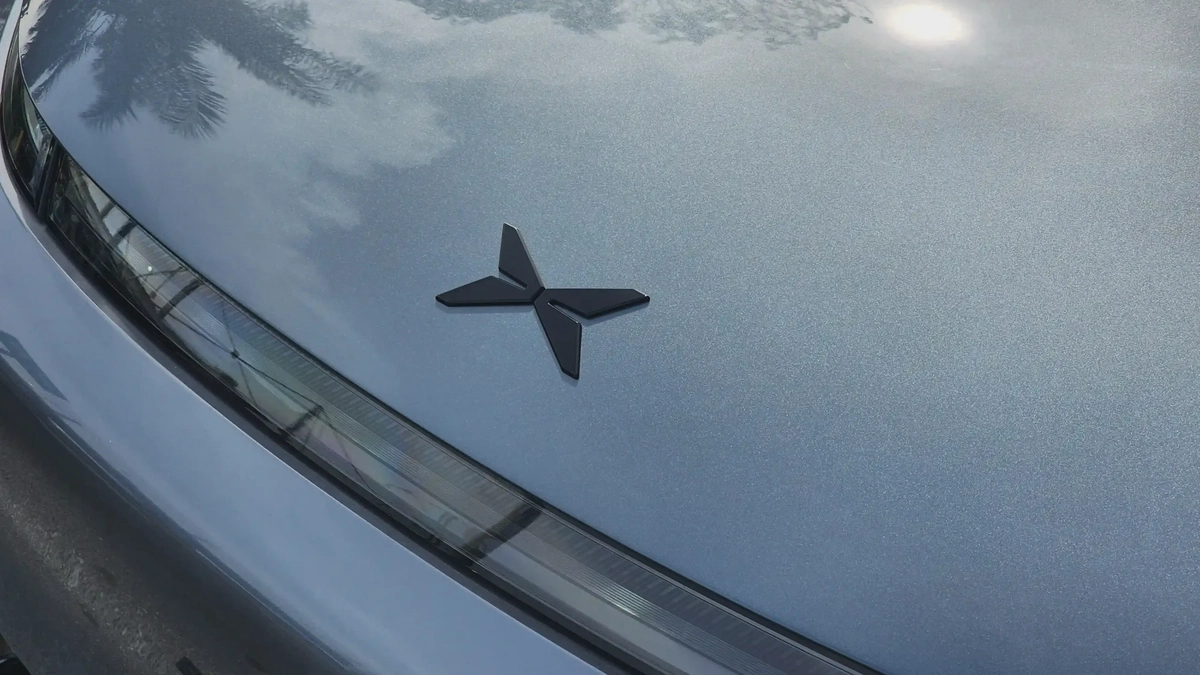 2023 XPENG G9 Performance [Grey]-2-2