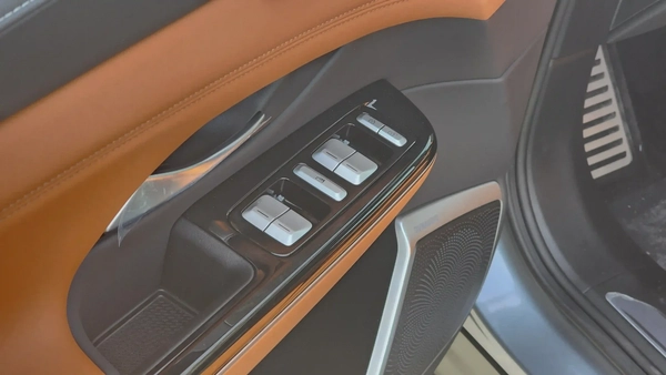 2023 XPENG G9 Performance [Grey]