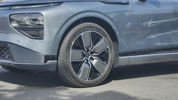 2023 XPENG G9 Performance [Grey]