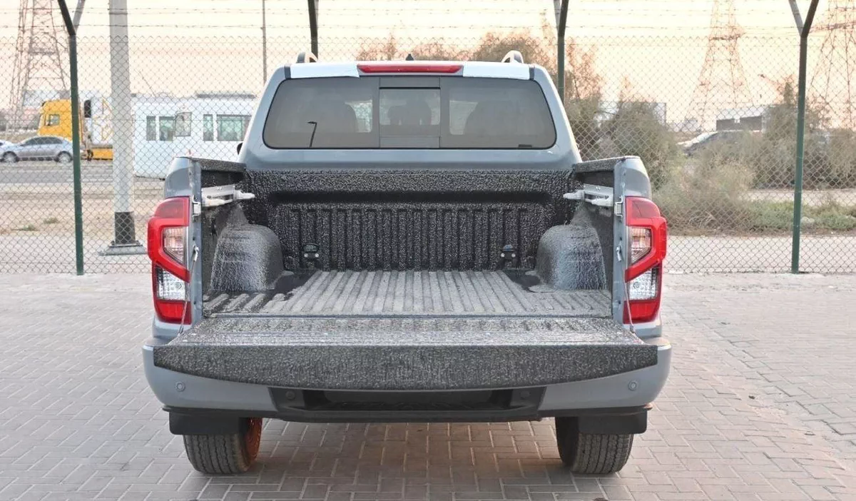 Nissan Navara Nissan Navara 2.5L Diesel 2025-5-0