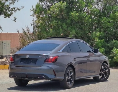 699- Monthly l GCC l Sunroof, Leather, warranty I Accident Free-4