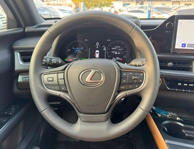 Lexus UX300h PRIME 2.0L HYBRID PRIME HYBRID || 2.0L V4 / RADAR / LEATHER WITH PWR SEATS / SUNROOF / FULL OPTION (CODE # UX3HP)-15