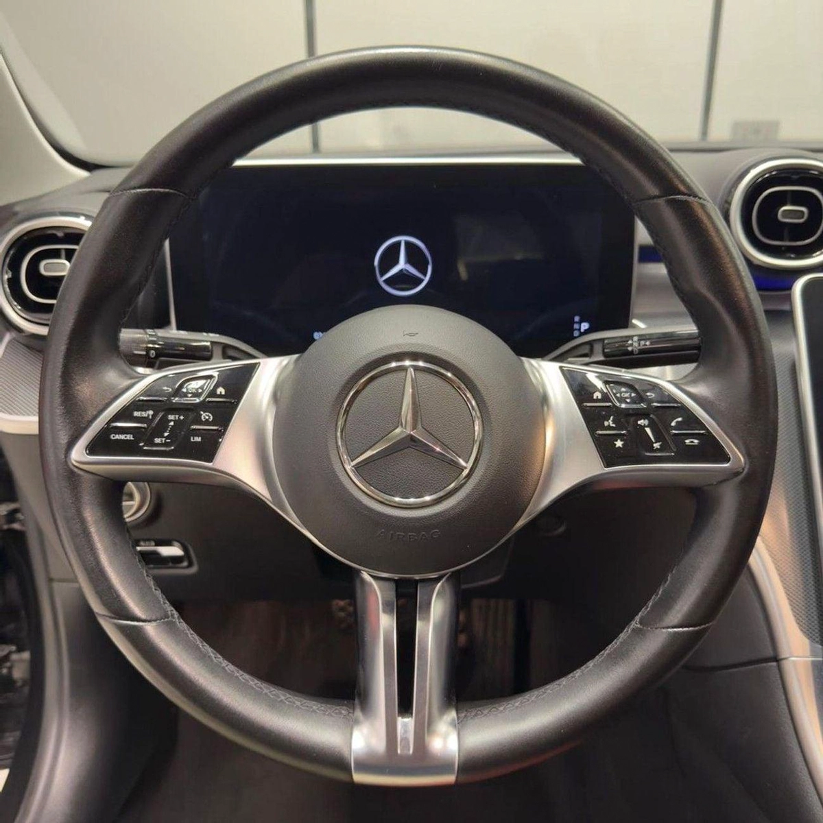 Mercedes Benz 200 Mercedes-Benz C-Class 200 2023 European specs-9-0