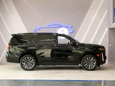 2022 - Cadillac Escalade Sport Platinum-9