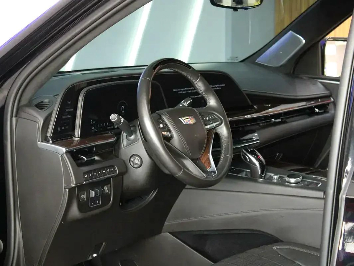 2022 - Cadillac Escalade Sport Platinum-7-7