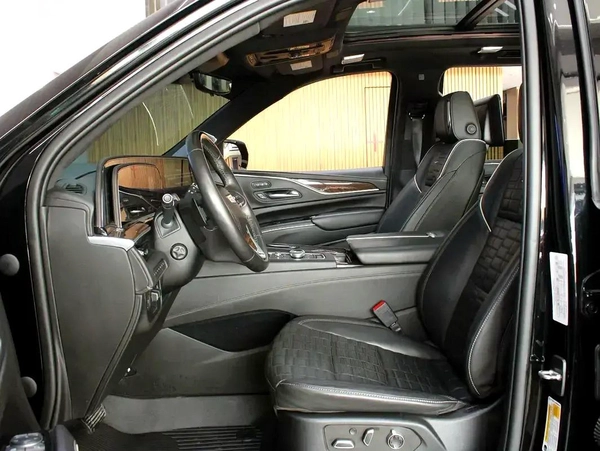 2022 - Cadillac Escalade Sport Platinum