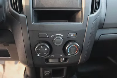 Isuzu D-Max 2026 - Brand New 2.5 4X2 ONLY ONE UNIT-18