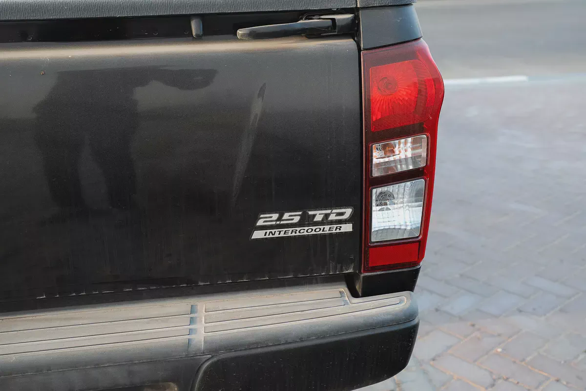 Isuzu D-Max 2026 - Brand New 2.5 4X2 ONLY ONE UNIT-11-11