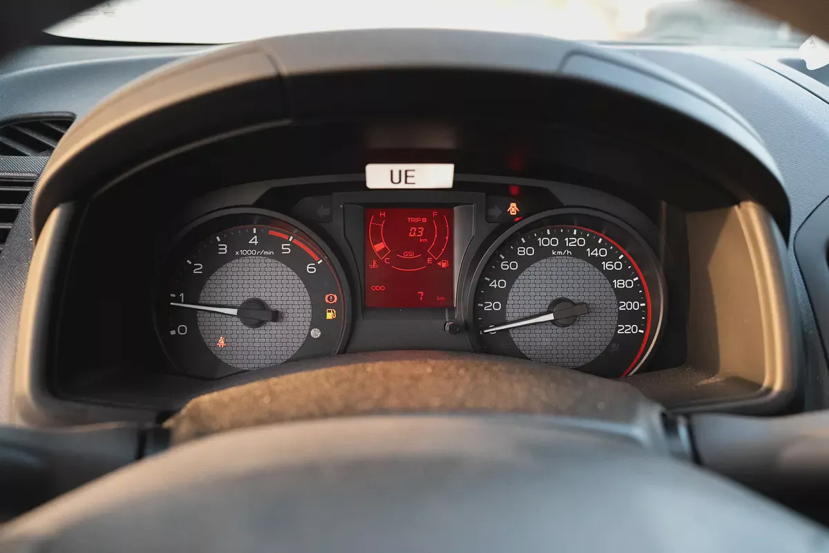 Isuzu D-Max 2026 - Brand New 2.5 4X2 ONLY ONE UNIT-13-13