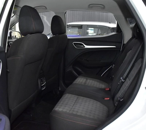 MG ZS ( 2023 Model ) in White Color GCC Specs