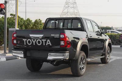 Toyota Hilux TRD SR5 | 2026 | GCC | V6 4.0L Pick-up | Petrol | 4WD | 4 Doors-3