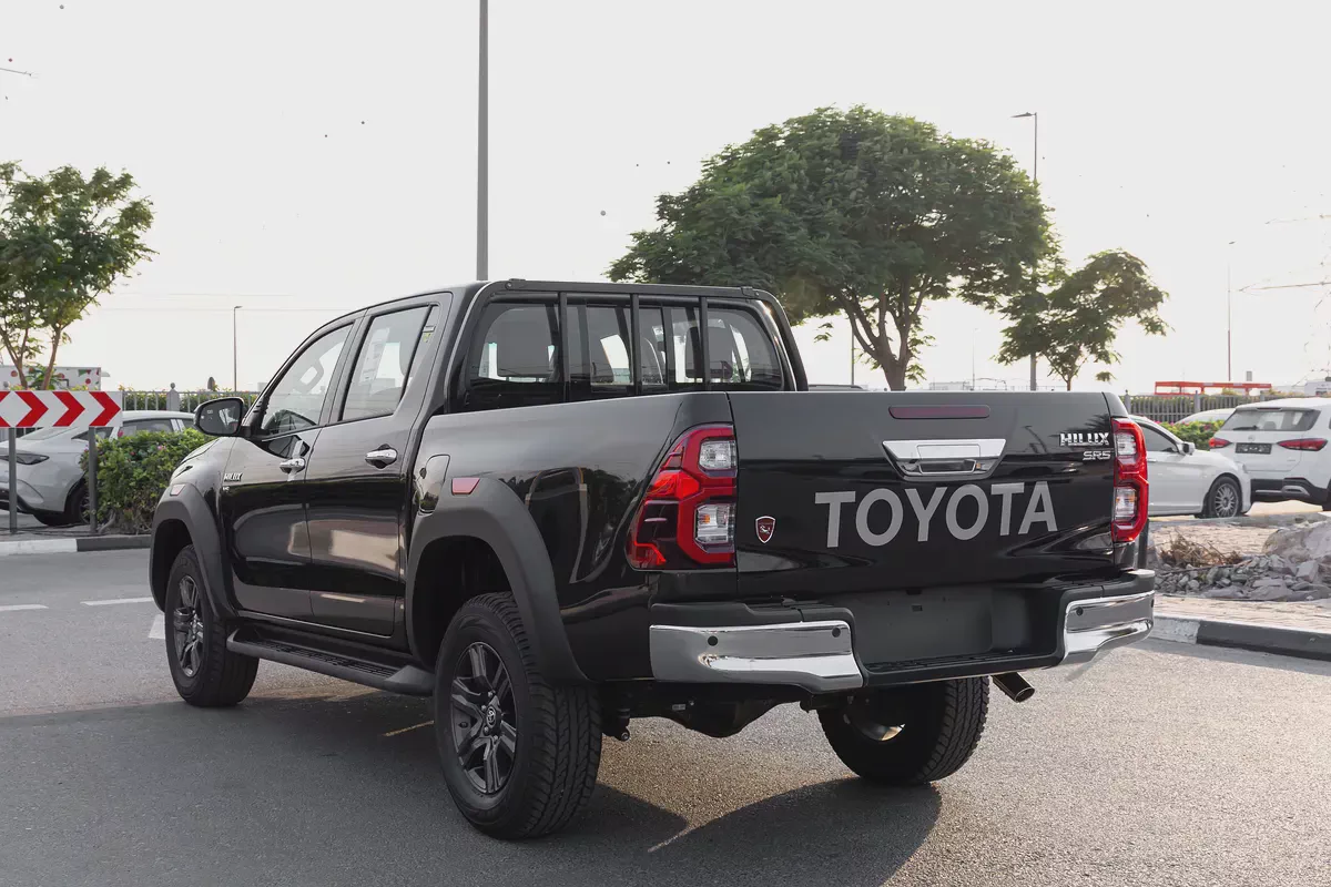 Toyota Hilux TRD SR5 | 2026 | GCC | V6 4.0L Pick-up | Petrol | 4WD | 4 Doors-5-5