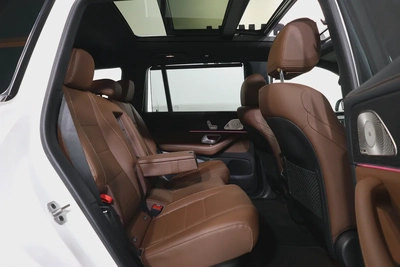 MERCEDES-BENZ GLS 450-NIGHT PACKEG 14000KM ONLY 5 YEAR WARRANTYSERVICE CONTRACT GARGASH-GCC SPE-13