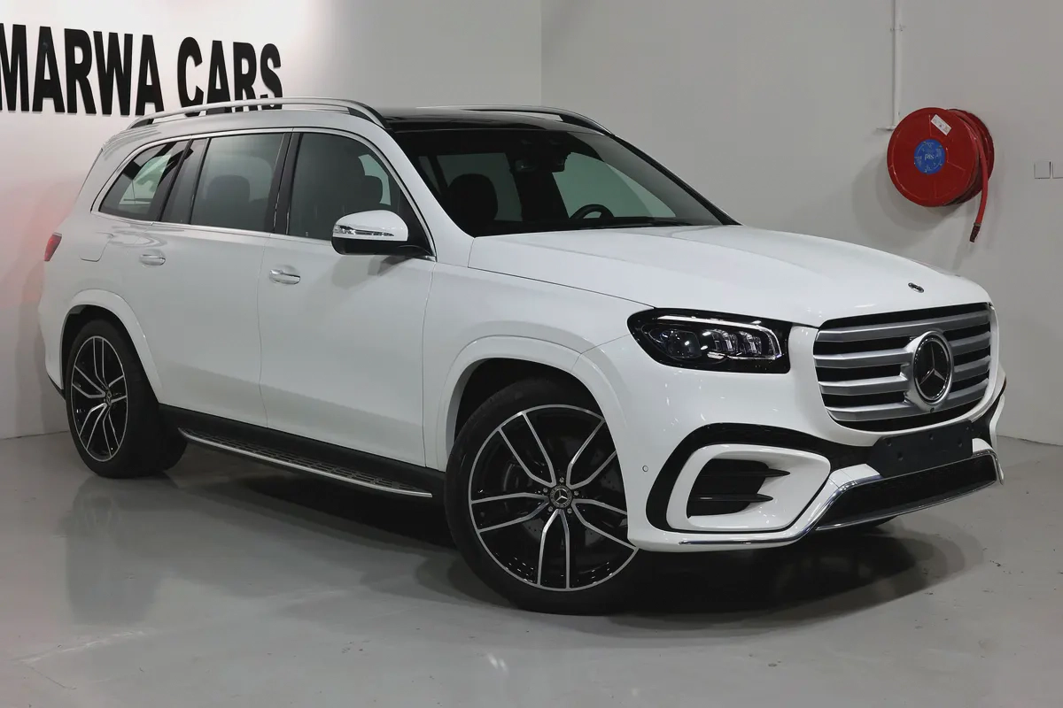 MERCEDES-BENZ GLS 450-NIGHT PACKEG 14000KM ONLY 5 YEAR WARRANTYSERVICE CONTRACT GARGASH-GCC SPE-1-1