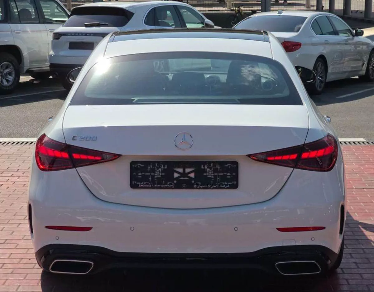Mercedes Benz C200 Under Agency Warranty 2026 GCC-11-11