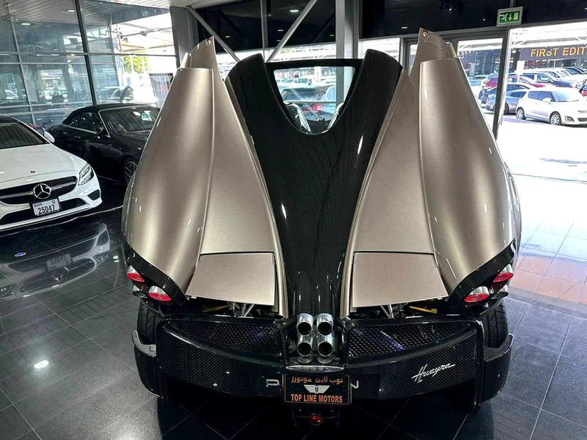 Pagani Huayra, GCC, 1 of 100 in the world, amazing specs, beautiful color combination, New tyres.-3-3
