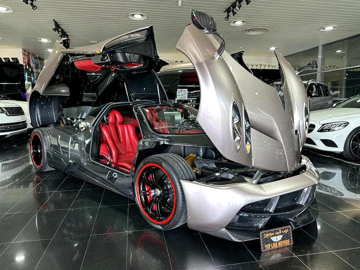 Pagani Huayra, GCC, 1 of 100 in the world, amazing specs, beautiful color combination, New tyres.-1-1