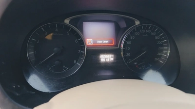 Nissan Altima SV 2014 GCC Specs - Well Maintained-13
