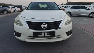 Nissan Altima SV 2014 GCC Specs - Well Maintained-4