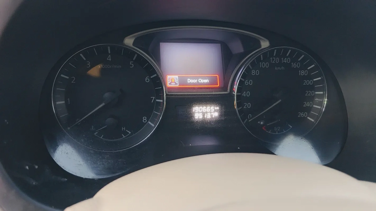 Nissan Altima SV 2014 GCC Specs - Well Maintained-13-13