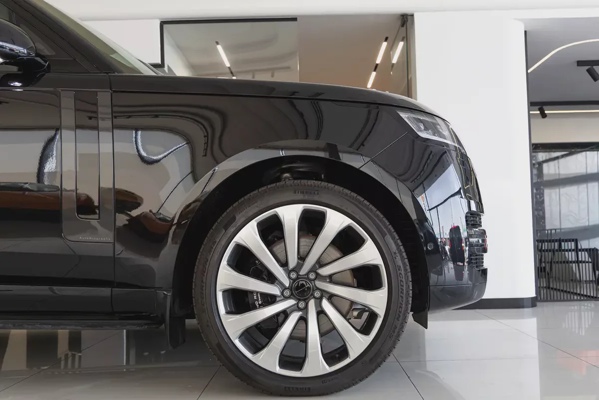Range Rover Vogue  Autobiography P530  2026  GCC  V8  AWD-7-7