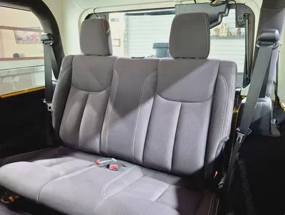Original Paint . GCC Specs . Excellent Condition . Single Owner-12