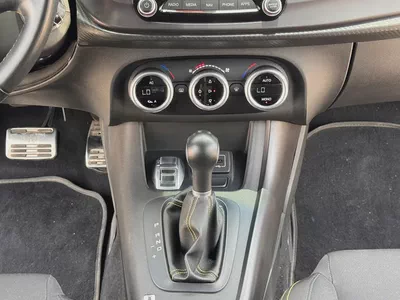 2020 Alfa Romeo Giulietta Veloce | GCC Specs | Pristine Condition-8