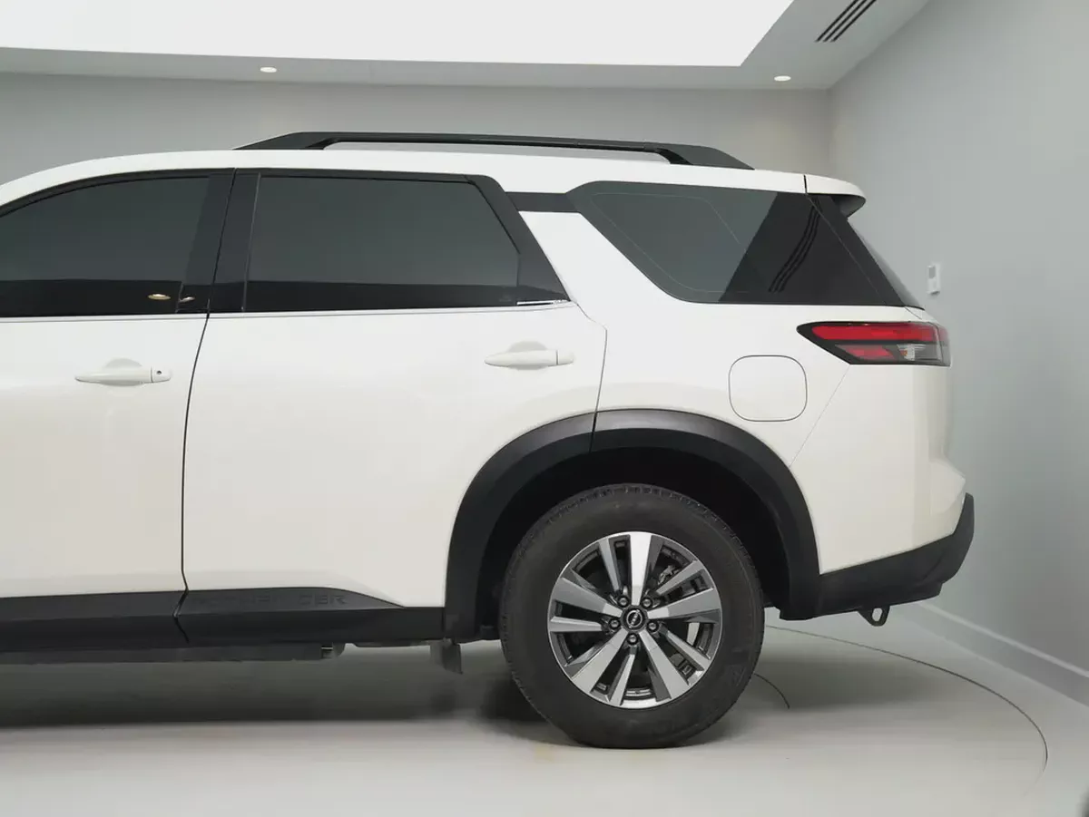 Nissan Pathfinder S 2024 GCC Specs | Great Condition-3-3