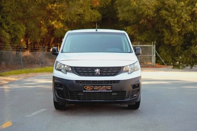 Peugeot Partner | Delivery Van | GCC Specs | Ref#P39842-4