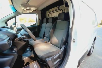 Peugeot Partner | Delivery Van | GCC Specs | Ref#P39842-8
