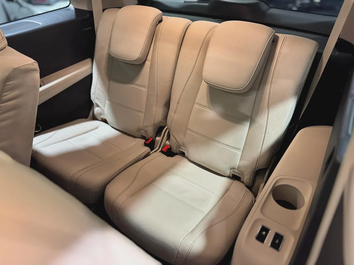 Mercedes-Benz GLS 450 | 2020 | GCC Specs | Full Option | Pristine Condition-18-18