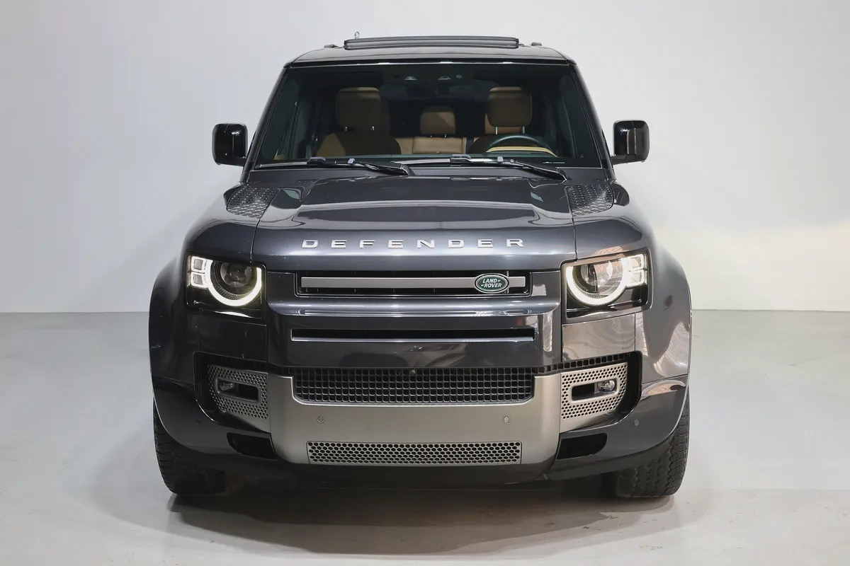 2025 Land Rover Defender 110 HSE P400 | GCC Specs | Brand New-5-5