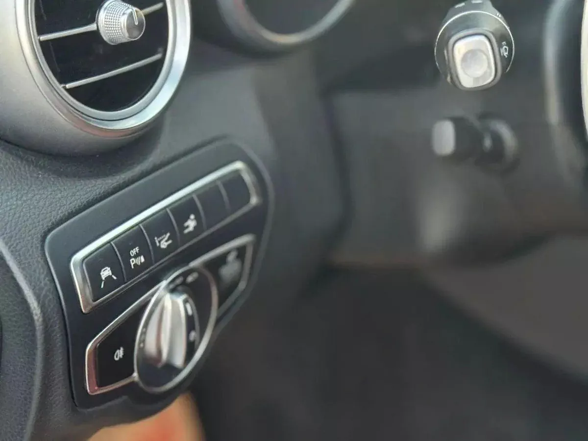 Mercedes Benz C43 AMG Std 3.0L C43 coupe  3.0L V6 full option best price!!!!!-8-0