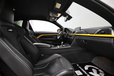 425 Hp | Full Option | Under Warranty Till 2026 | Free Insurance and Registration-3