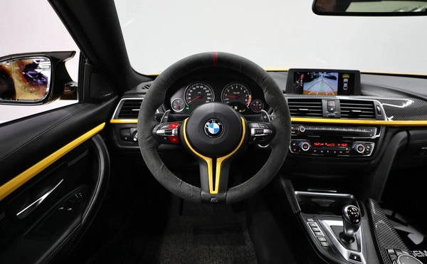 425 Hp | Full Option | Under Warranty Till 2026 | Free Insurance and Registration
