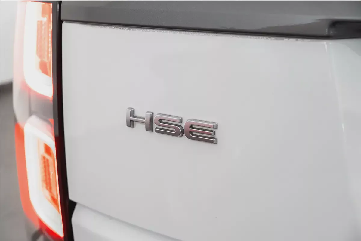 AED 3,460 / 48 months | 0% DP | 2018 Range Rover Vogue HSE / Full Service History-14-14