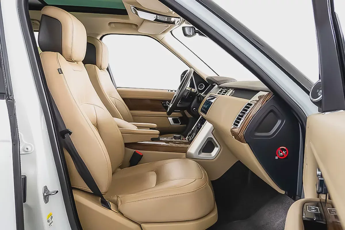 AED 3,460 / 48 months | 0% DP | 2018 Range Rover Vogue HSE / Full Service History-7-7