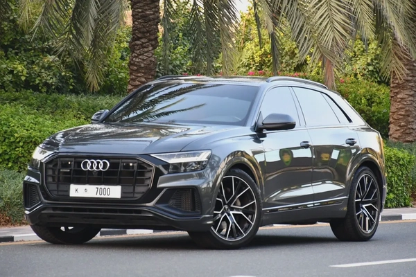 2021 Audi Q8 55 TFSI quattro S line Black Edition - GCC Specs