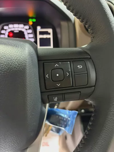 Toyota Land Cruiser 70 Series LC 79 LX 2026 GCC Specs لاندكروزر بيك اب غمارتين بنزين جلد رادار رنقات-15