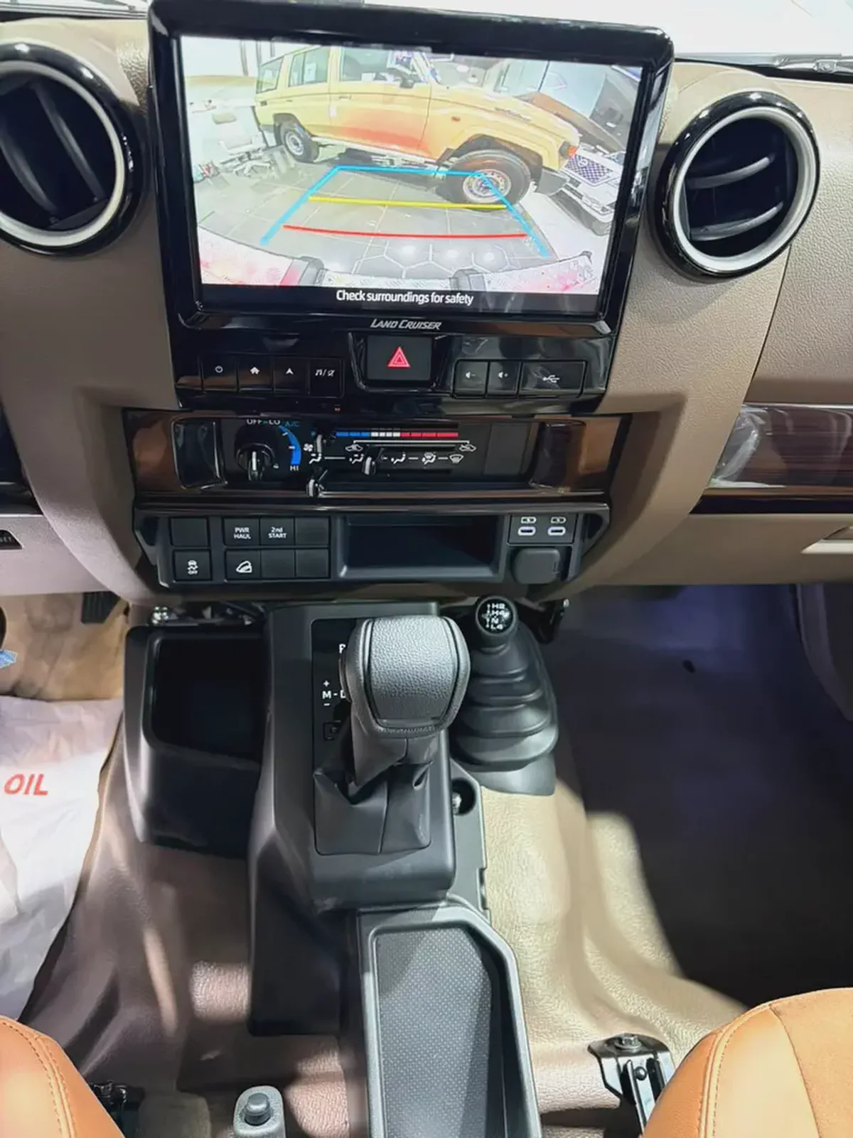 Toyota Land Cruiser 70 Series LC 79 LX 2026 GCC Specs لاندكروزر بيك اب غمارتين بنزين جلد رادار رنقات-9-9