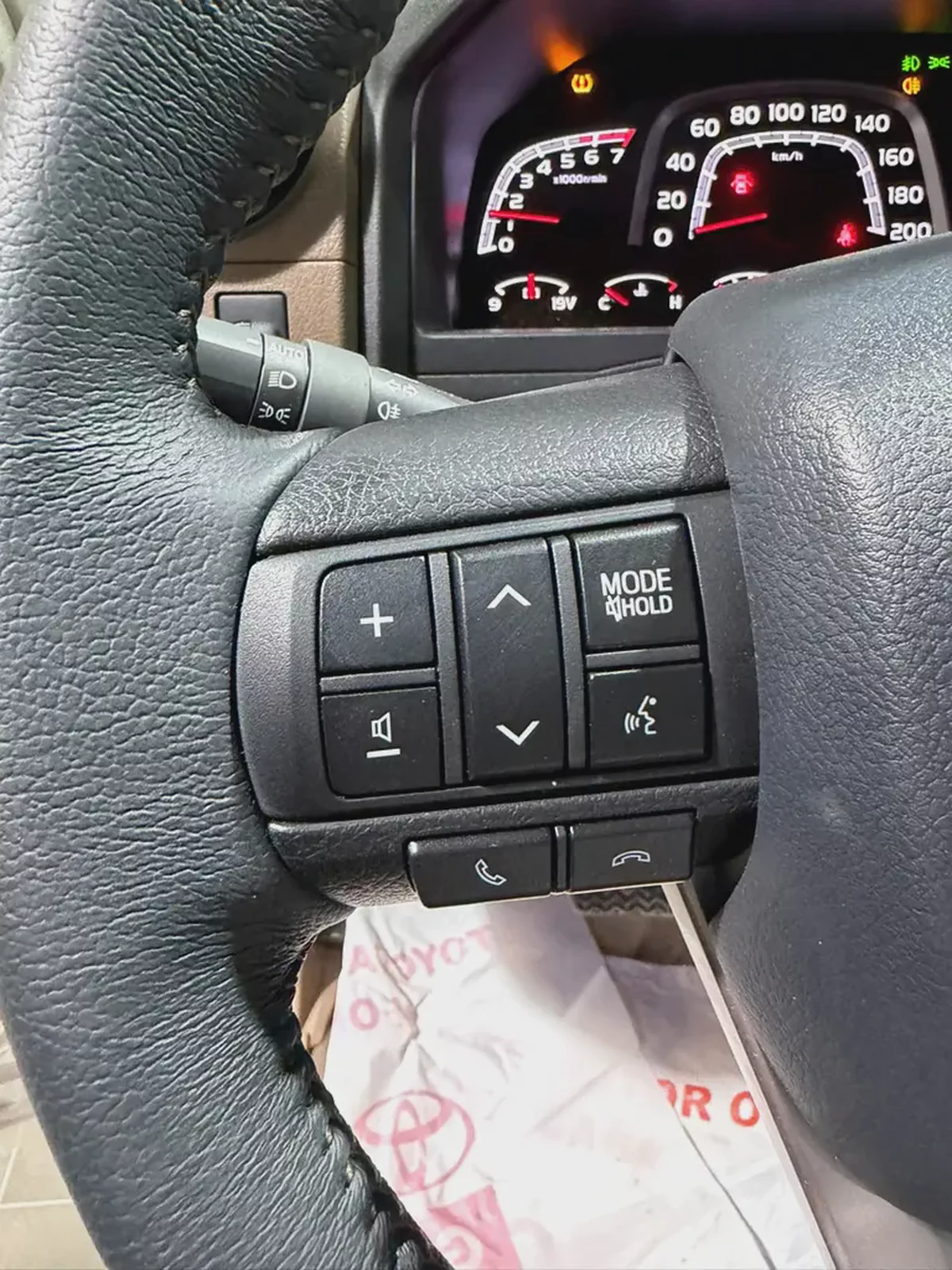 Toyota Land Cruiser 70 Series LC 79 LX 2026 GCC Specs لاندكروزر بيك اب غمارتين بنزين جلد رادار رنقات-16-16