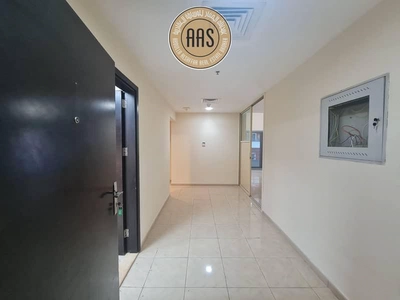 Very Prime Location Spacious 2Bhk 68k Full Facilities-0