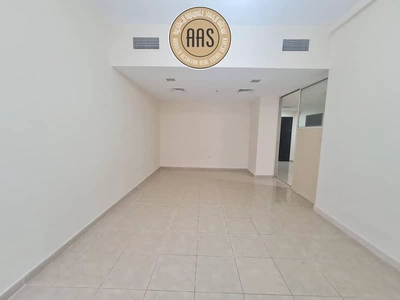Very Prime Location Spacious 2Bhk 68k Full Facilities-4