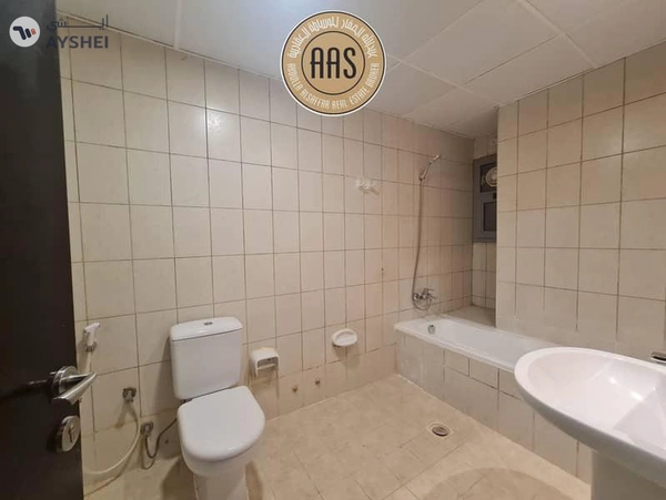 Very Prime Location Spacious 2Bhk 68k Full Facilities