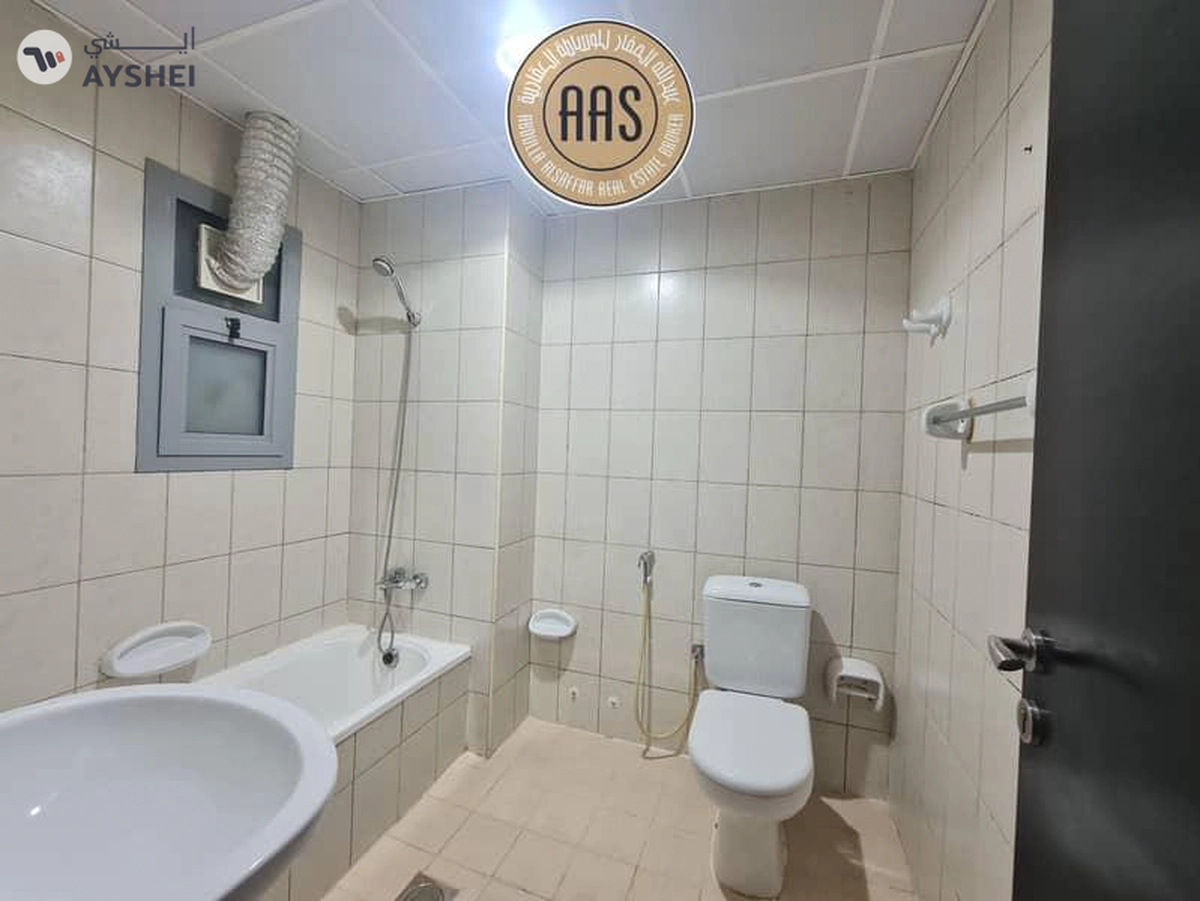 Very Prime Location Spacious 2Bhk 68k Full Facilities-8-8