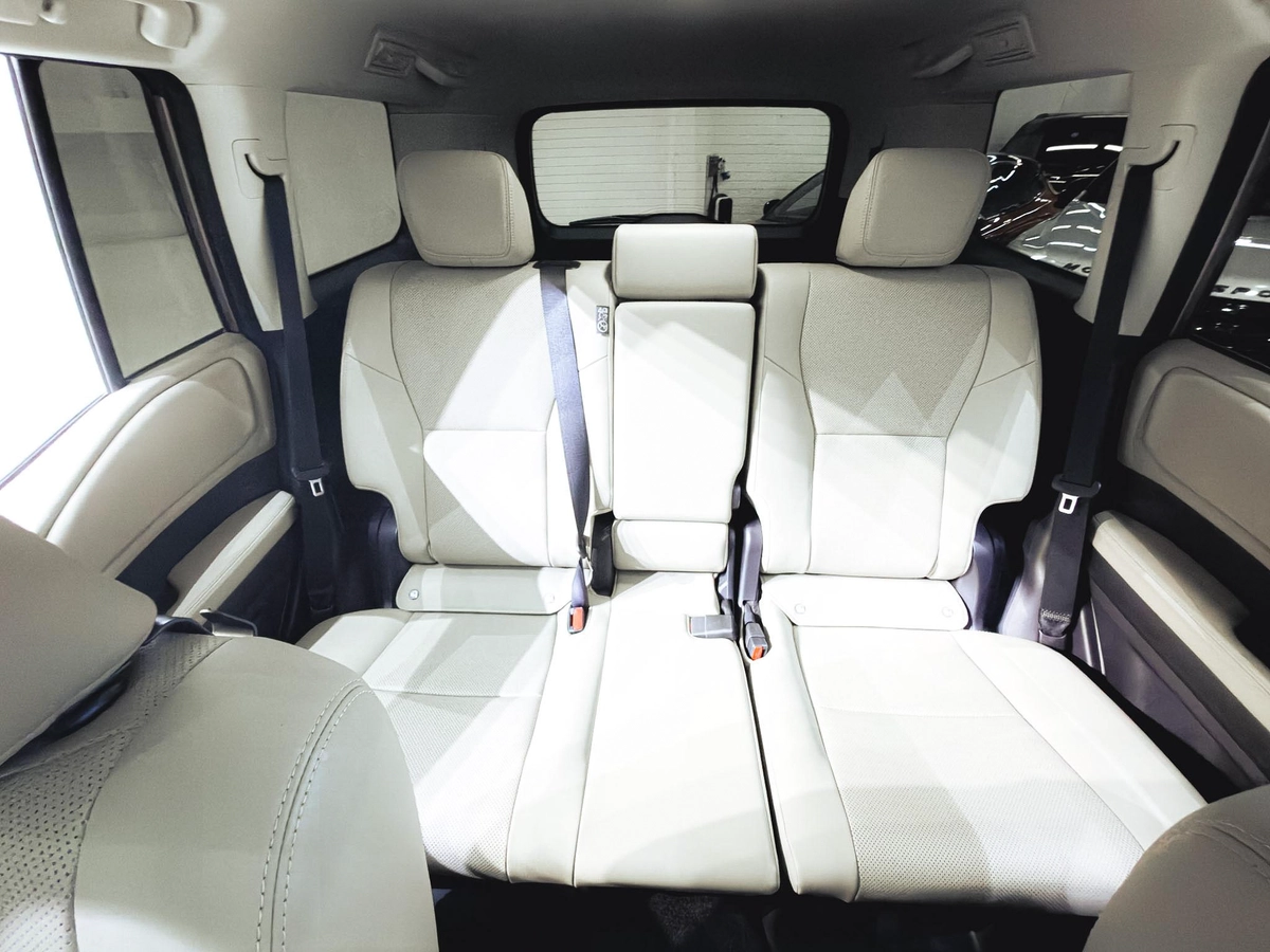 2025 Toyota Prado GXR 2.4L V4 4WD // EMI Starts from 3,800 AED-3-3