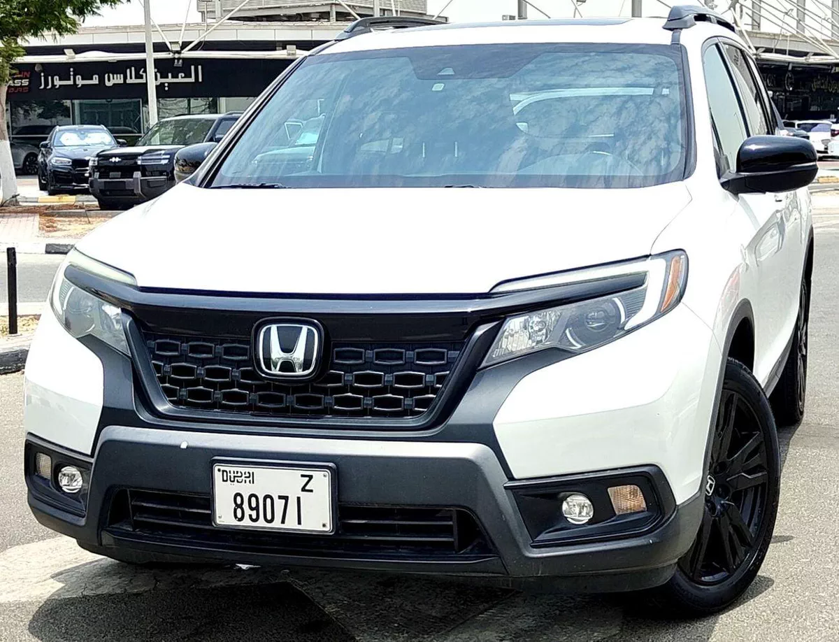 Honda Passport TOURING (NON GCC) V6 3.5L Sport AWD Original paint 2021 Canadian Specs-2-0
