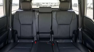 Toyota Prado GXR (LHD) TOYOTA PRADO 250 TXL 2.7P AT LIMITED MY2024 – WHITE-18