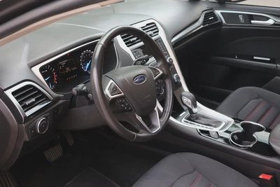 FORD FUSION SE - GCC SPECS - ACCIDENT FREE - FULL SERVICE HISTORY - EXCELENT CONDITION --10