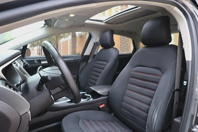 FORD FUSION SE - GCC SPECS - ACCIDENT FREE - FULL SERVICE HISTORY - EXCELENT CONDITION --11
